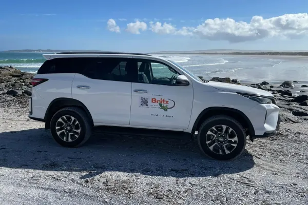Toyota Fortuner 4×4 SUV – comfortabele huurauto voor selfdrive rondreizen in Zuidelijk Afrika