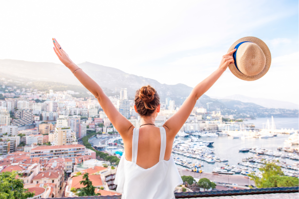 Inspirerende reisbestemmingen voor de voorjaarsvakantie met zon, natuur en verschillende landschappen.
