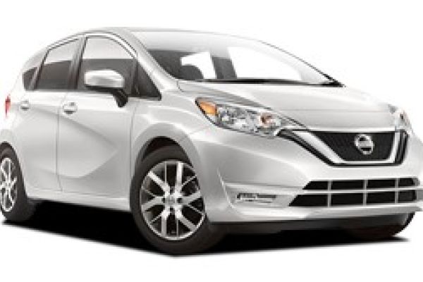 Nissan_Versa-4dr