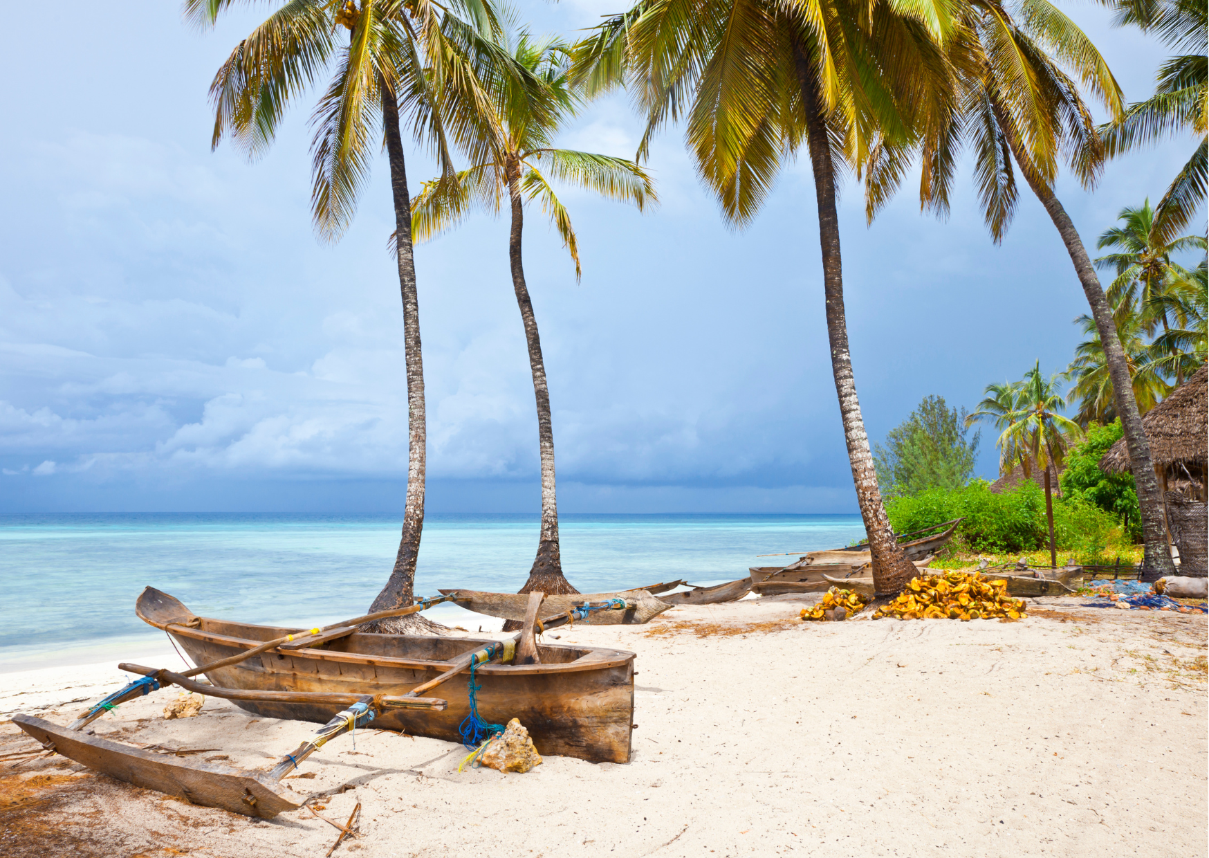 Zanzibar_Strand met bootjes