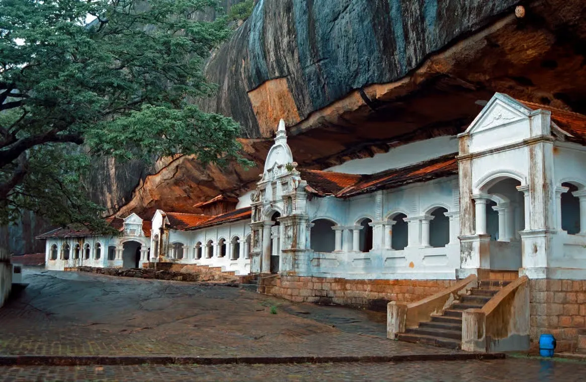 Dambulla Cave Temple met historische grottempels in Sri Lanka