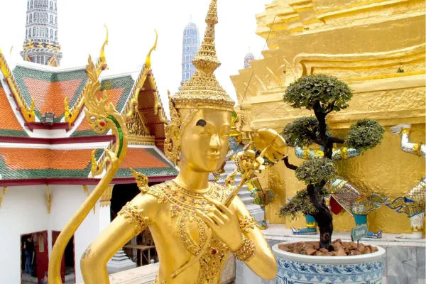 Tempel Wat Phra Kaew met de beroemde Emerald Buddha in Bangkok