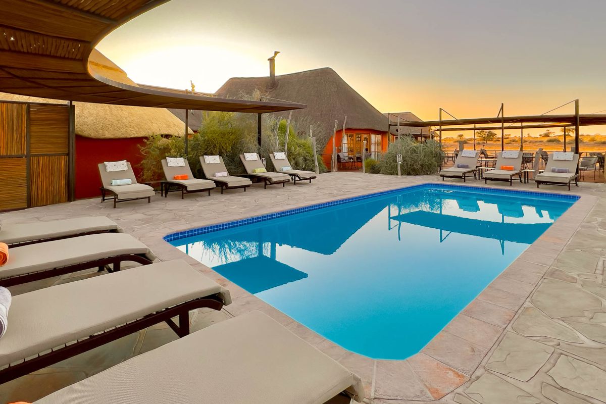 Mariental - Kalahari Red Dune Lodge pool
