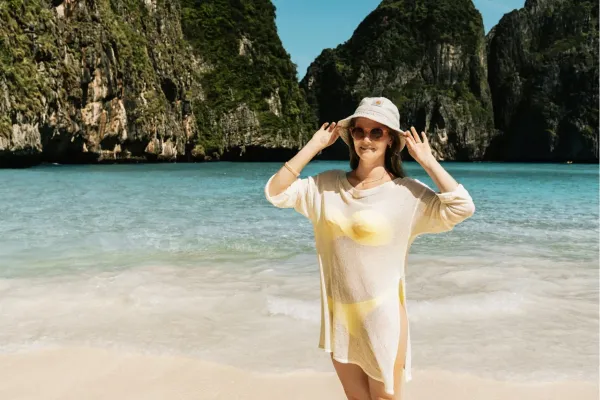 Imposante kalkstenen rotsformaties in Krabi Thailand