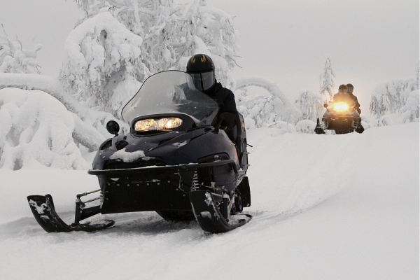 sneeuwscooter-lapland-rovaniemi-winter-avontuur