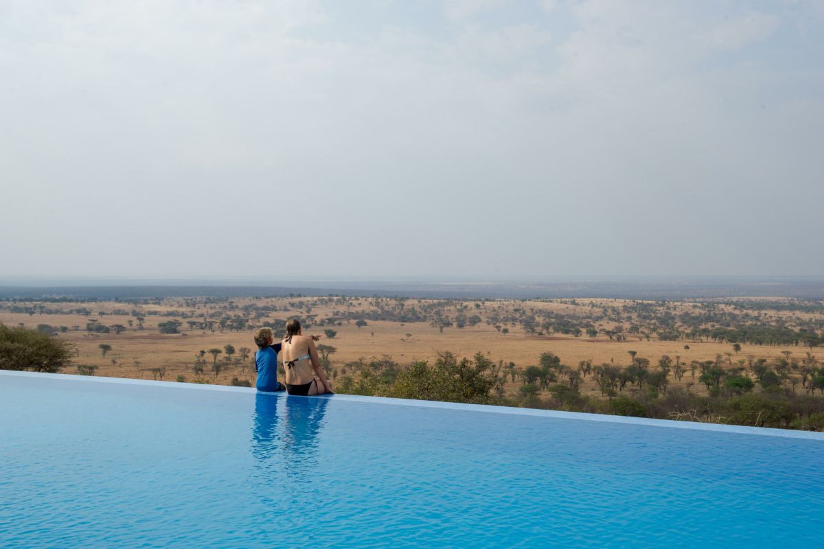 serengeti kubu kubu lodge pool