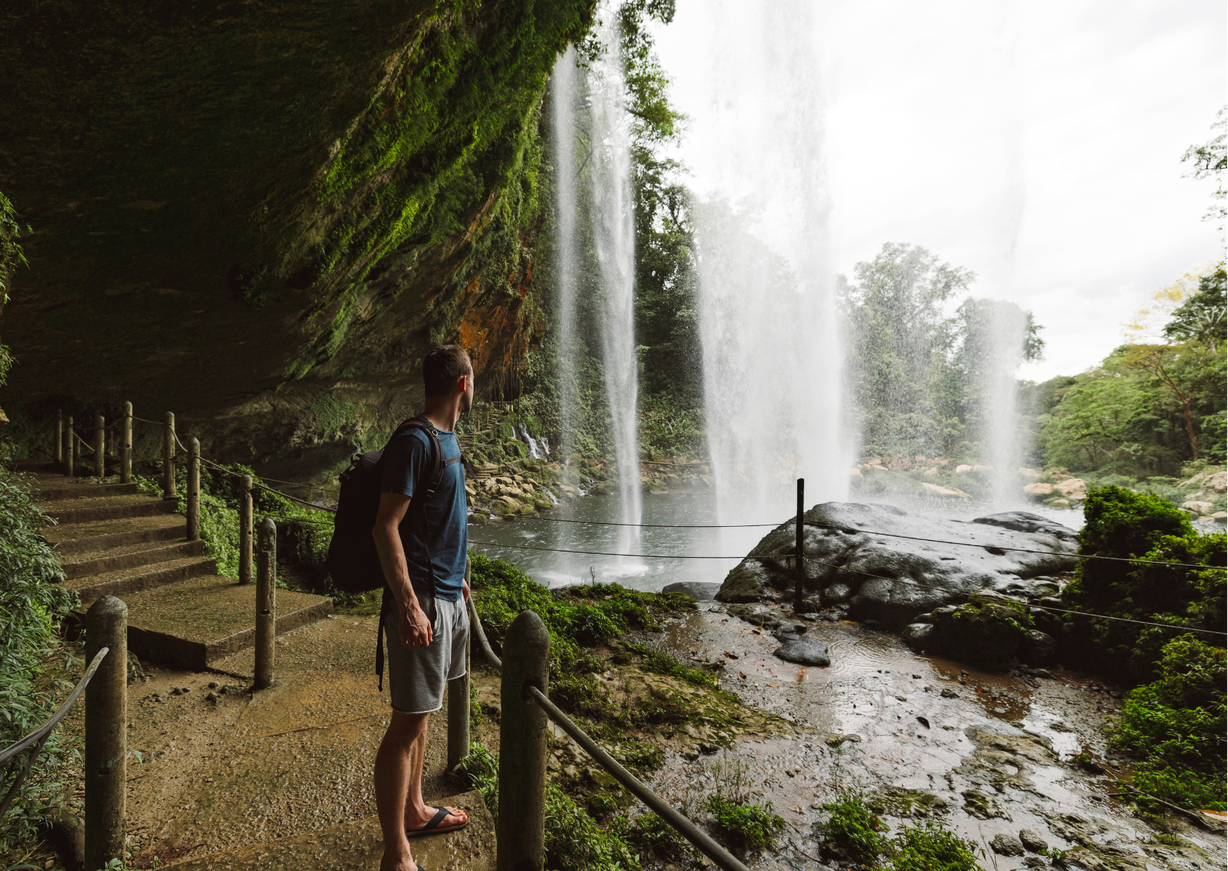 Mexico_Misol-Ha waterval_Palenque
