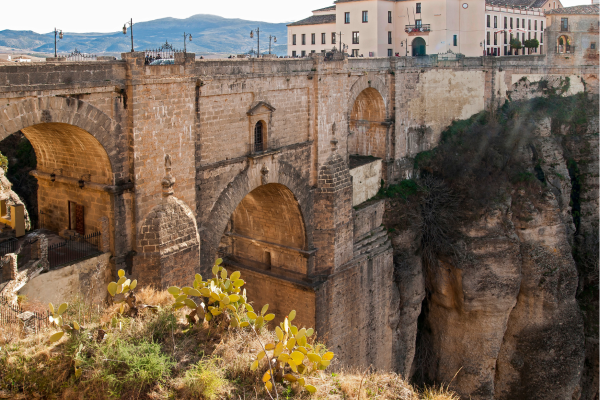 Autoroute van Málaga naar Ronda door de Andalusische bergen