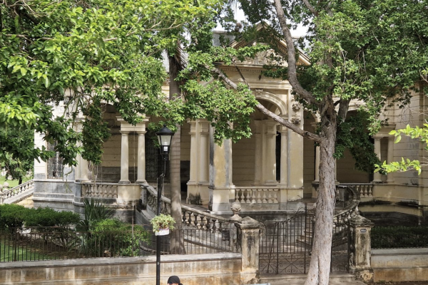 Merida “Paseo de Montejo koloniale herenhuizen Mérida.”