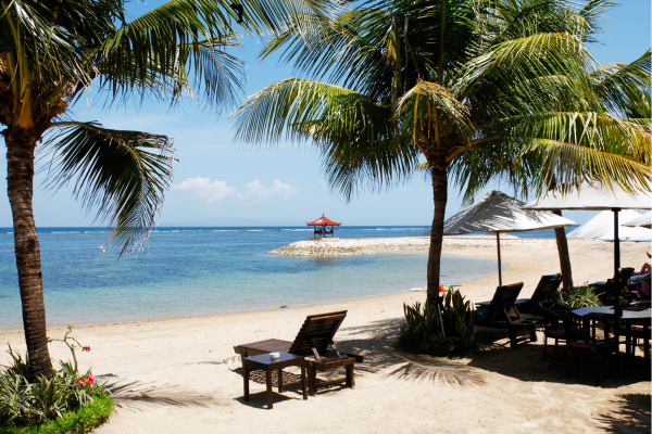 Sanur_Beach met het mooie strand in Bali