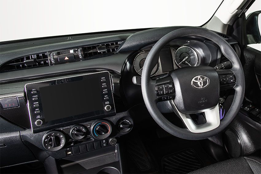 Comfortabele Toyota Hilux Double Cab 4x4 tijdens selfdrive reis door Botswana.
