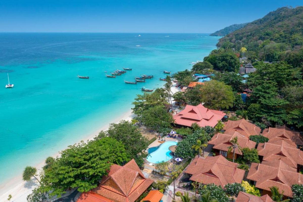 Beachfront resort op Phi Phi Island in Thailand