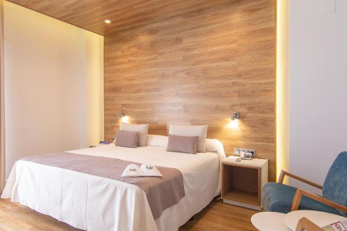 Hotel Monte Puertatierra in Cádiz tussen strand en centrum