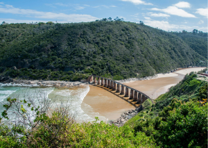 Knysna route over het water met landschap